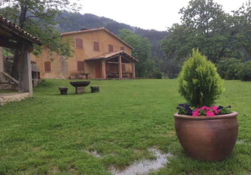 el porxo la vila.jpg